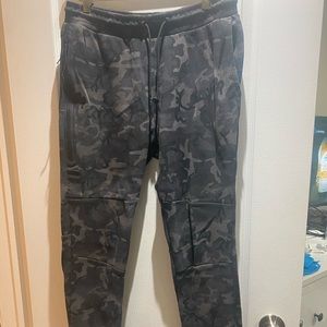Camo Nike Tech Fleece Pant